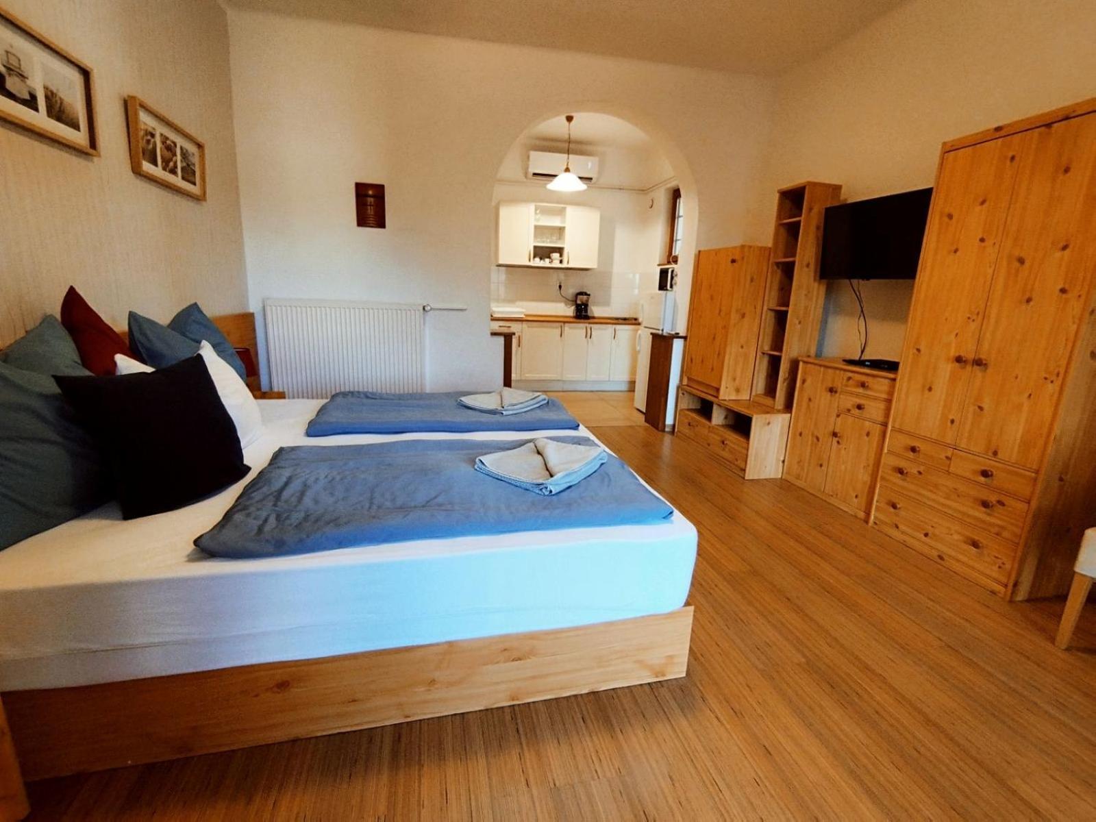 Apartman Vitorlas Vendeghaz บาลาตอนฟือเรด ภายนอก รูปภาพ