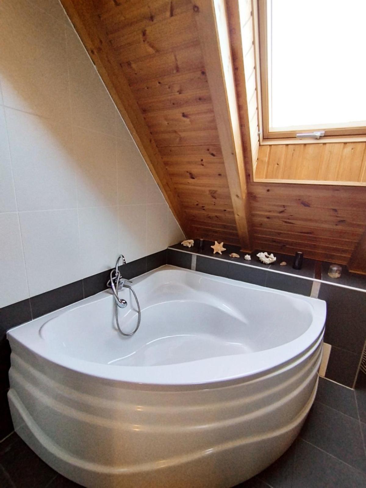 Apartman Vitorlas Vendeghaz บาลาตอนฟือเรด ภายนอก รูปภาพ